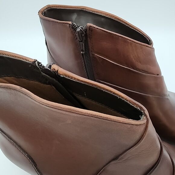 Earth Spirit Classics Fiona Ankle Boots Womens 10 Brown Leather Pleated Booties - Picture 7 of 12